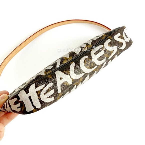 Limited Edition Louis Vuitton - Picture 3 of 11